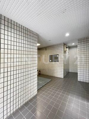 �y�G���g�����X�z�@