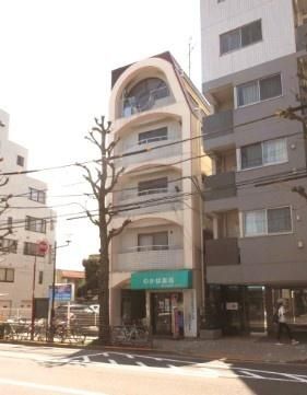 �����s�L���捂�c�P���ڂ̃e�i���g�̌����O��