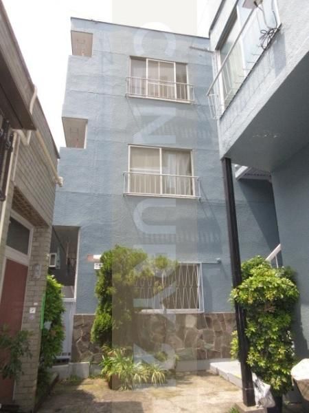 �����s������ڔ���P���ڂ̃A�p�[�g�̌����O��