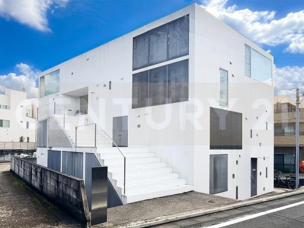 �����s�L����G�i���J�P���ڂ̃}���V�����̌����O��