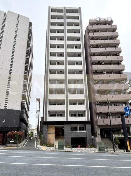 THE GATEHOUSE�G�i���J �����O��