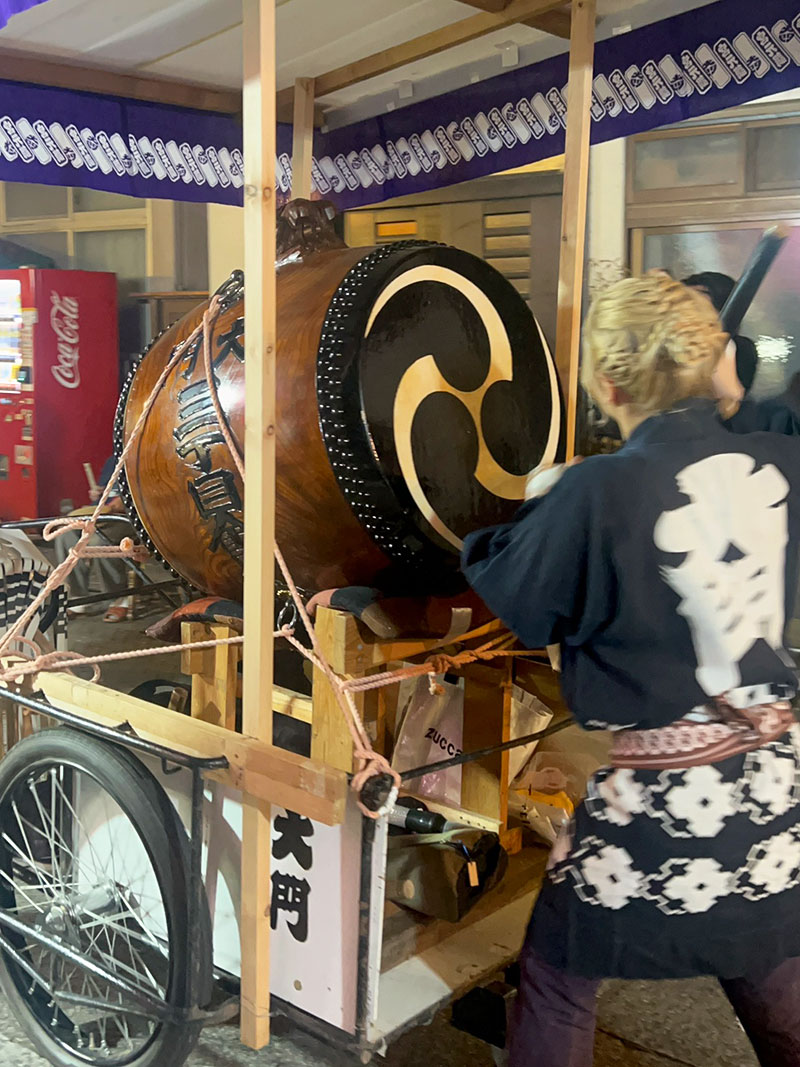 雑司が谷鬼子母神御会式 秋の訪れ 御会式 おえしき 鬼子母神 法明寺 宗祖御会式 太鼓 摺鉦の音